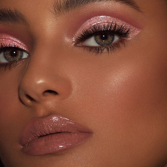 NWT Kylie Cosmetics Glitter Eyes in Roses are Red - Picture 2 of 6